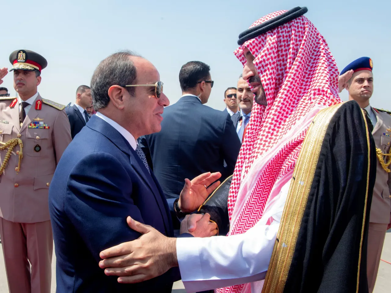 Egypt's Parliament Convenes to Approve Military Aid to Saudi Arabia Against Houthis