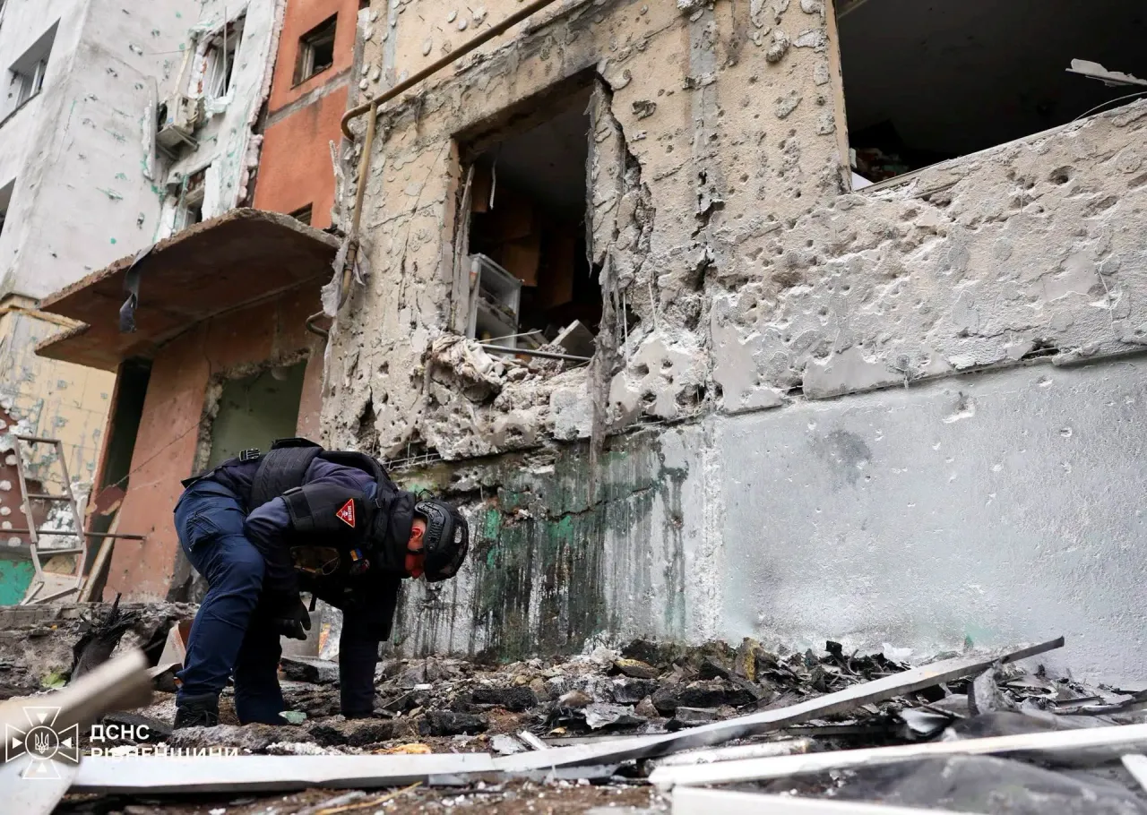 Russian Strikes Kill at Least 8, Cut Power to Over a Million Across Ukraine